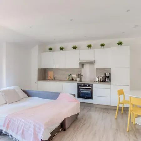 1er Furnished Antibes